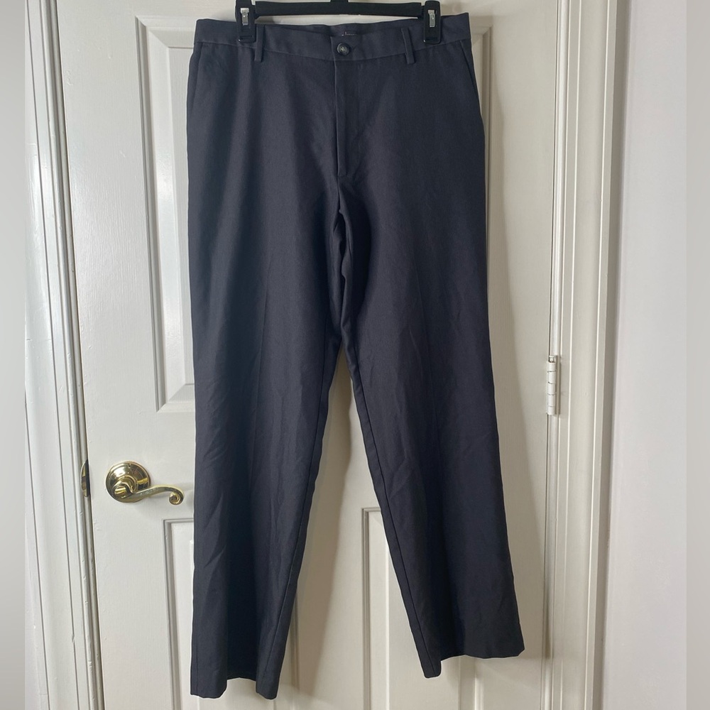 Dockers straight fit black pants Men’s 100% cotton size 32X32